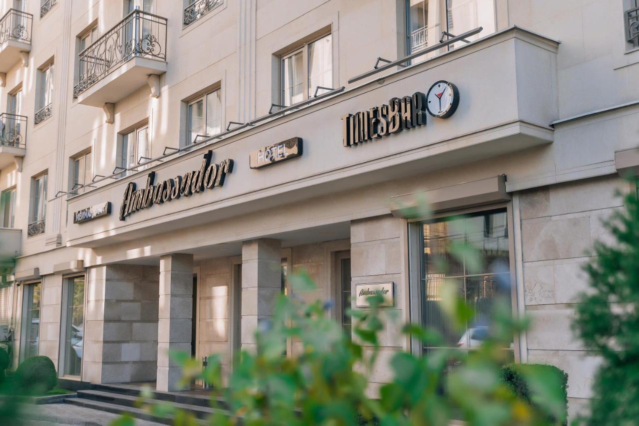 Ambassador Hotel Bishkek Exterior photo